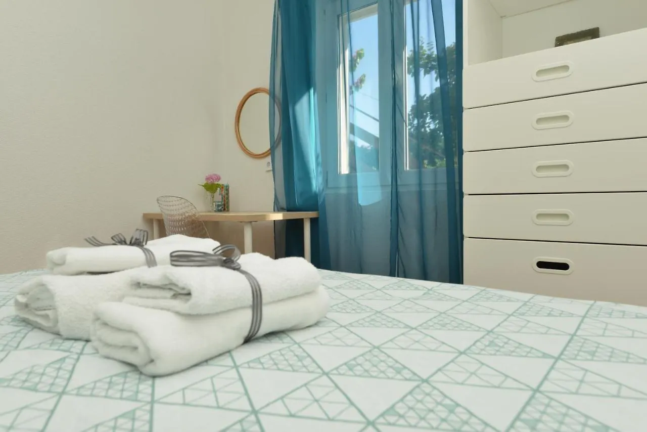 Beautiful 1-Bed Apartment Kristijan زادار كرواتيا